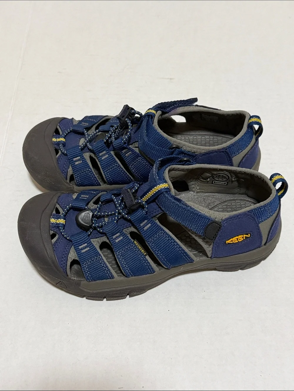 KEEN Big Kids' Newport H2 Shoe Sandal - Kids Size 4